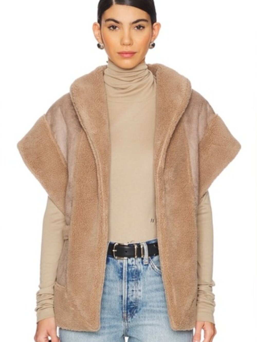 Line & Dot Ace Faux Shearling Vest In Mushroom, XS/S